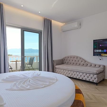 Villa Juna Beach Саранда Экстерьер фото
