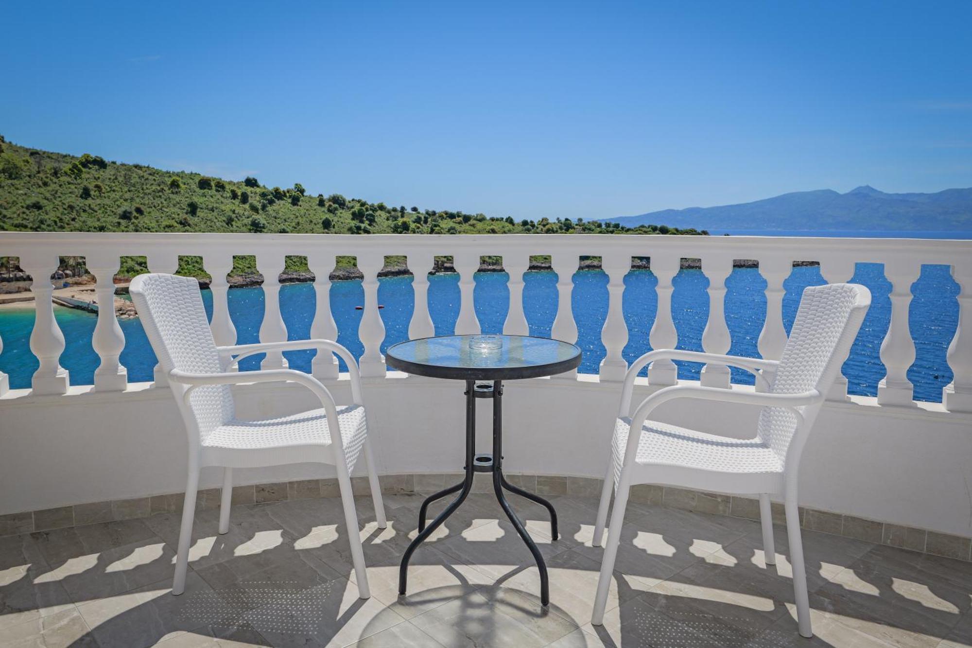 Villa Juna Beach Саранда Экстерьер фото