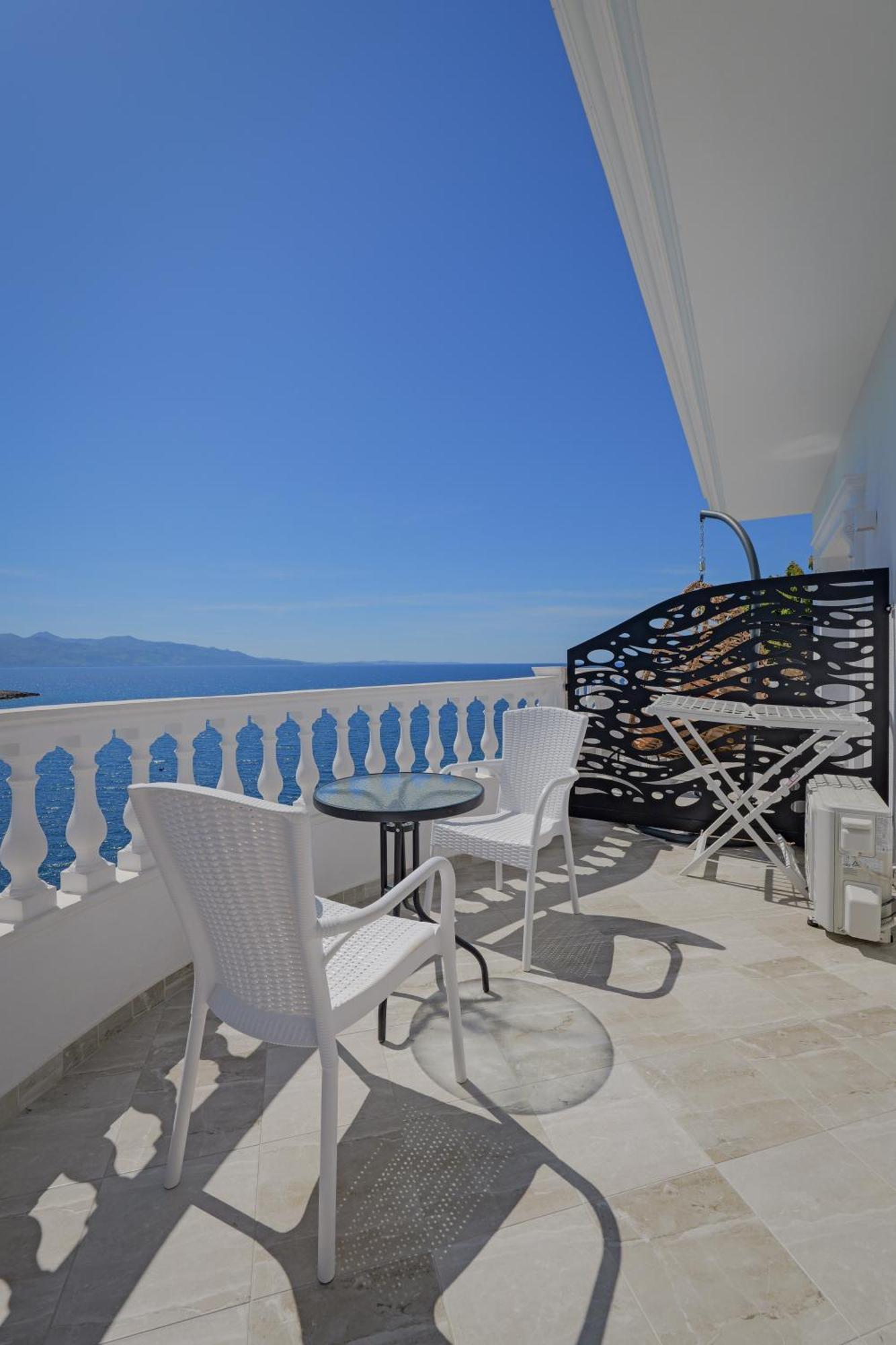 Villa Juna Beach Саранда Экстерьер фото